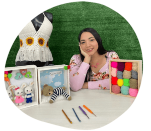 brenda profesora de amigurumi