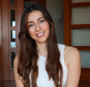 yoga facial y drenaje linfatico autora